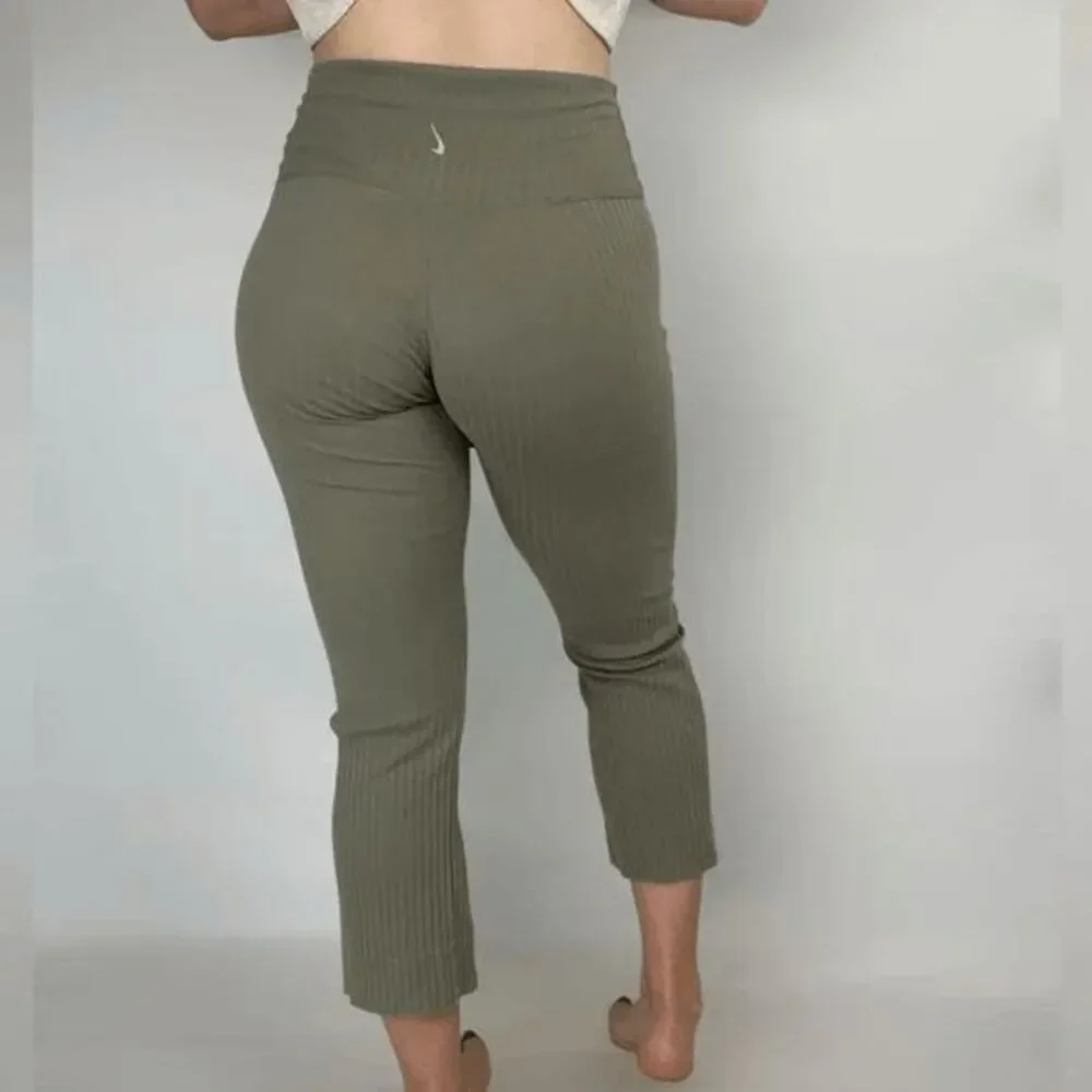 Nike Olive Green Wide Ribbed High Rise Split Hem Leggings Medium - Picture 10 of 10